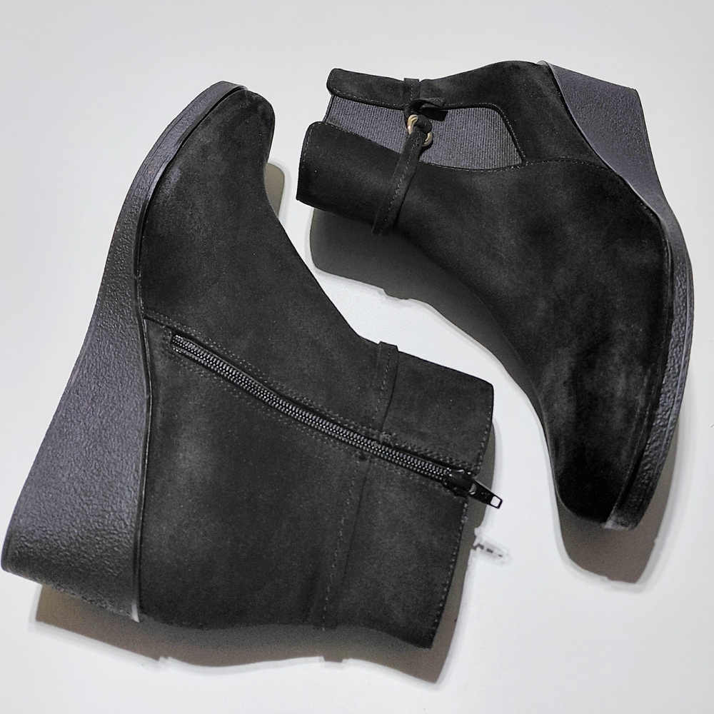 AEROSOLES Women's Black Comfort Wedge Bootie - 11